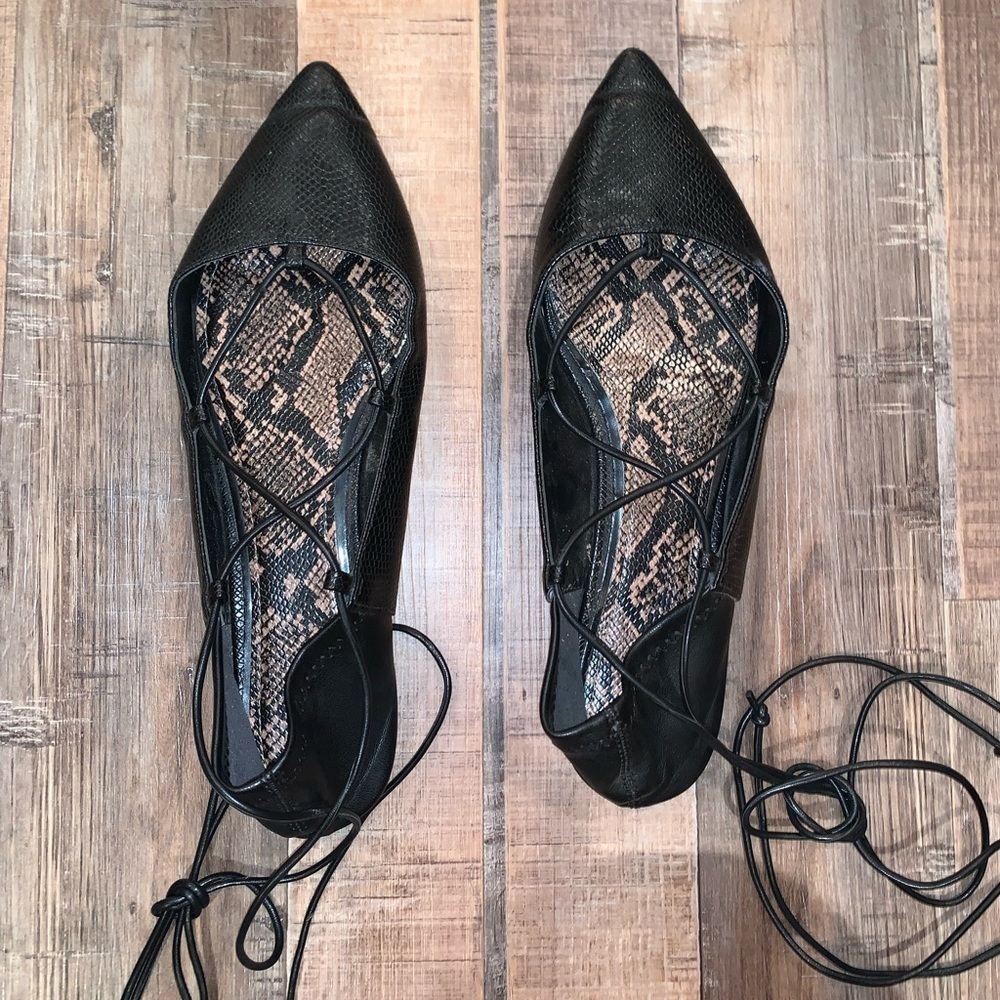 Zara Snakeskin Print Black Pointed Toe Ballet Flats Lace Up Straps Size 8.5